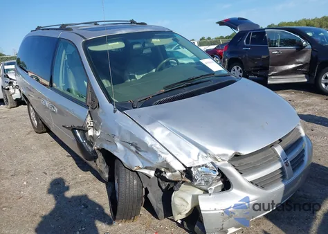 2005 Dodge Grand Caravan Sxt z USA, uszkodzony, nr VIN 2D4GP44L35R283399
